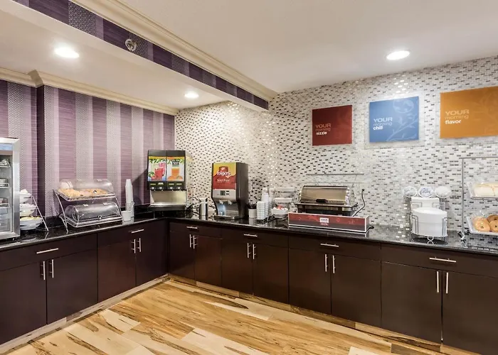 Comfort Midtown Inn 4*