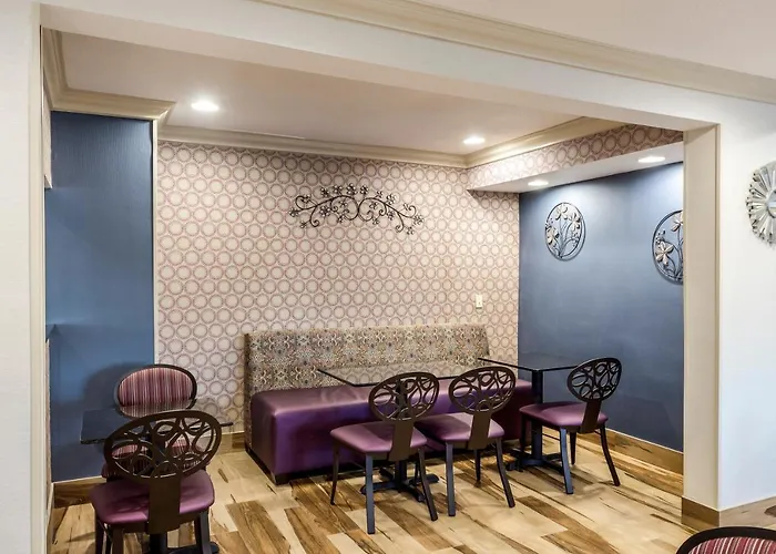Comfort Midtown Inn