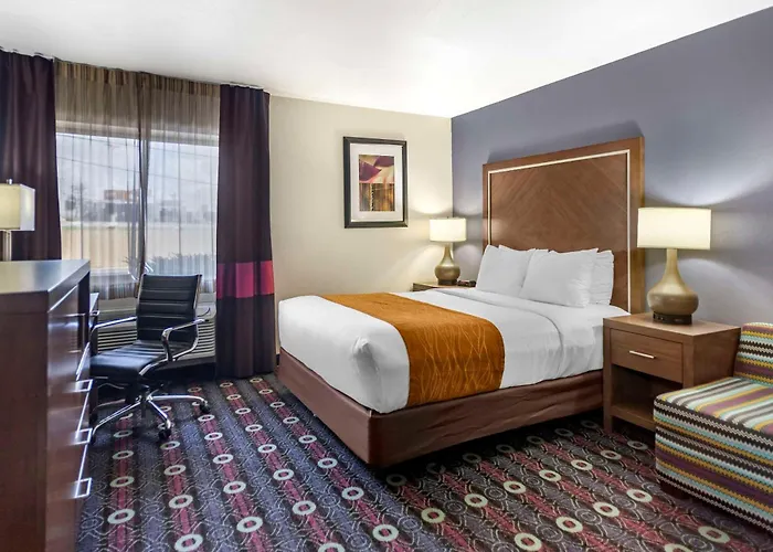Comfort Midtown 4*