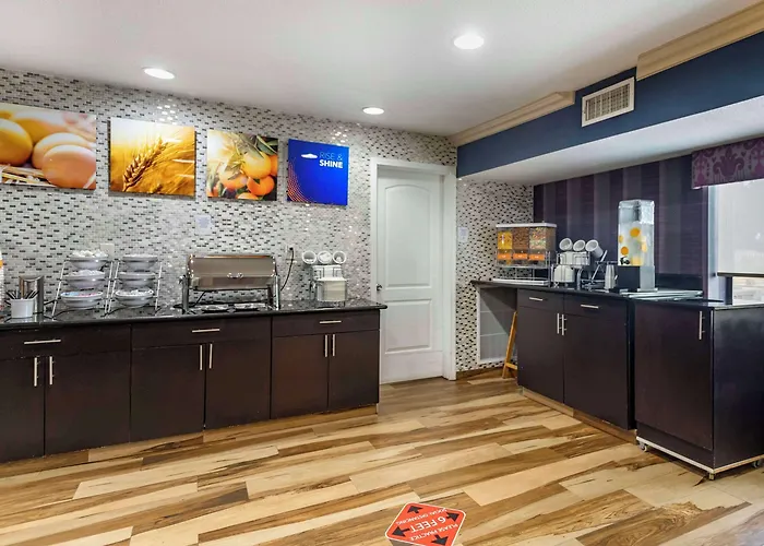 Inn Comfort Midtown 4*