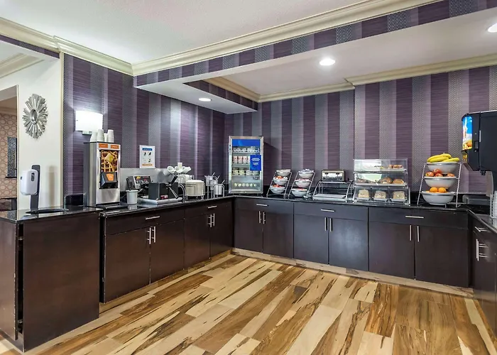 Comfort Midtown Inn