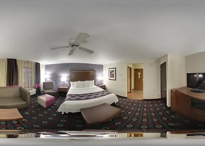 Inn Comfort Midtown 4*